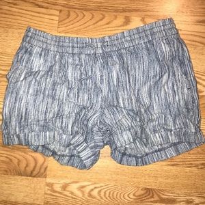 Linen shorts